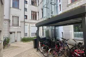 Rechts Görli, links Maybachufer: Bezugsfrei | 1-Zimmer | Stuck | Dielen – Die vollständige Adresse der Immobilie erhältst du vom Anbieter., 10999 Kreuzberg, Berlin – Vorschaubild 12
