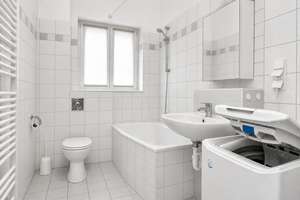 Gepflegte Anlagewohnung in gefragter Lage – Die vollständige Adresse der Immobilie erhältst du vom Anbieter., 12489 Adlershof, Berlin – Vorschaubild 6