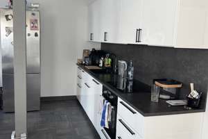 Exklusive 3-Zimmer-Dachgeschosswohnung auf der Frankfurter Freßgass‘ – 60313 Innenstadt, Frankfurt am Main – Vorschaubild 4