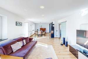 Modernisiertes Raumwunder im Herzen von Fischbach – Wohnen mit Dachterrasse & Waldblick – Bitscher Straße 1, 66996 Fischbach bei Dahn – Vorschaubild 10