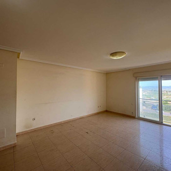 Geräumige und helle WOHNUNG in Puerto Lumbreras