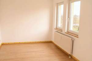 Dachgeschoss-Perle mit separater Küche und Tageslichtbad – vermietet, mit Garage und Speicher – 4319 Althen-Kleinpösna, Leipzig – Vorschaubild 2