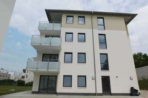 Neuwertige Wohnung mit drei Zimmern und Balkon in Augsburg – Kurt-Schumacher-Str. 64c, 86165 Lechhausen-Ost, Augsburg – Vorschaubild 2