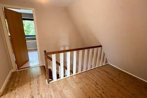 Großes Einfamilienhaus mit ca. 182 m² Wohnfläche auf einem gepflegten Grundstück! – Die vollständige Adresse der Immobilie erhältst du vom Anbieter., 24980 Meyn – Vorschaubild 12