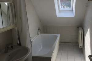 Geräumige Dachgeschosswohnung in Hildesheim – Einumer Straße 95, 31135 Oststadt / Stadtfeld, Hildesheim – Vorschaubild 4