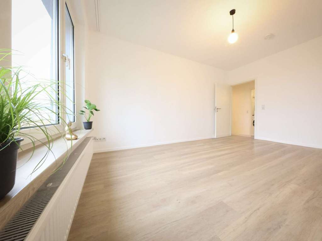 Immobilie in Rötha - Bezugsfreie 3-Zimmer-Wohnung in Rötha – modernisiert und ruhig gelegen - Bild 1