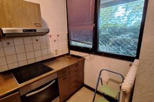 Sofort verfügbar: 2-Zimmer Erdgeschosswohnung mit Terrasse und privatem Garten in Köln-Weiden – Die vollständige Adresse der Immobilie erhältst du vom Anbieter., 50859 Weiden, Köln – Vorschaubild 9