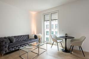 Exklusive 2-Zimmer-Wohnung mit Spreeblick und zwei Westbalkonen – Die vollständige Adresse der Immobilie erhältst du vom Anbieter., 10243 Friedrichshain, Berlin – Vorschaubild 2