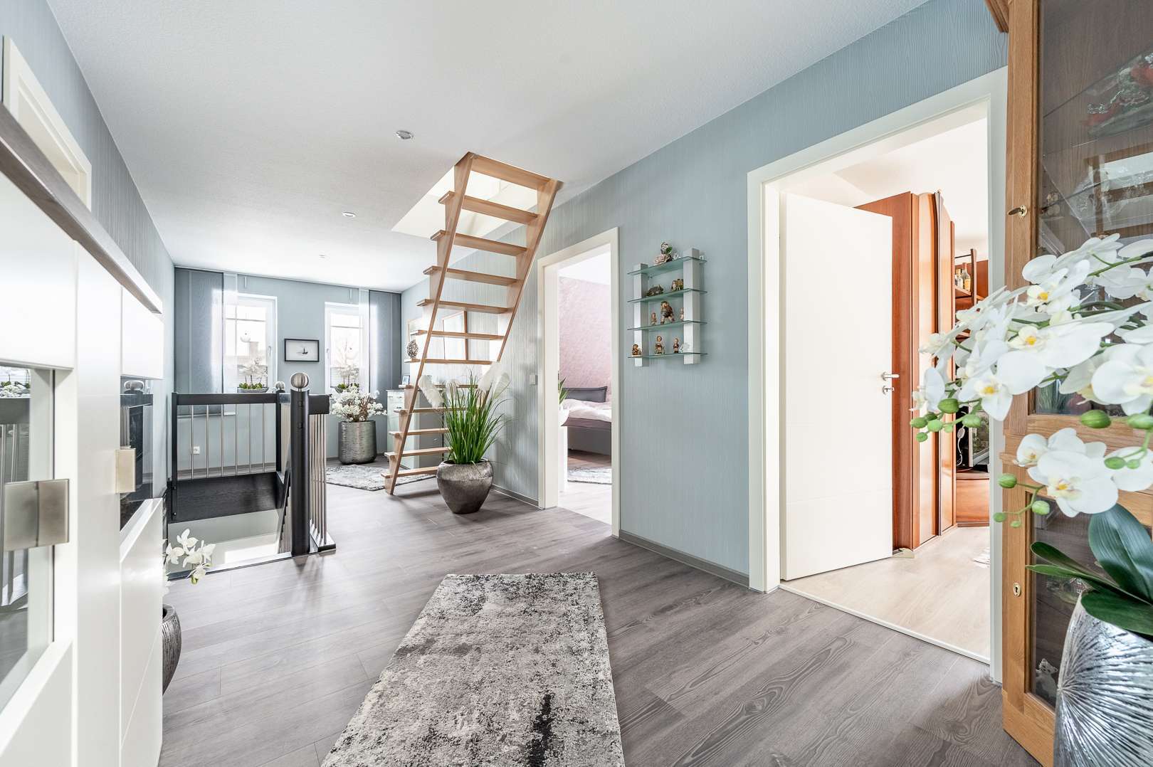 Immobilie in Fockbek - Großes und hochwertiges Einfamilienhaus mit Doppelgarage in gefragter Lage nahe des Fockbeker Sees - Bild 4