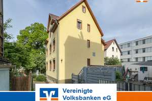 Freistehendes Einfamilien-/Generationenhaus - mit kleinem Garten - sofort frei