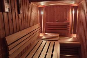 Großzügiges und möbliertes Haus mit großem Garten, Kamin und Sauna in Garching – 85748 Garching bei München – Vorschaubild 10