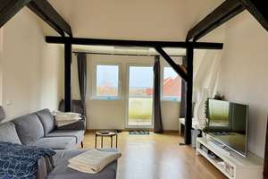 Lebendiges Kiel: Helle 2-Zimmer-Wohnung mit Balkon – Die vollständige Adresse der Immobilie erhältst du vom Anbieter., 24143 Gaarden-Ost, Kiel – Vorschaubild 3