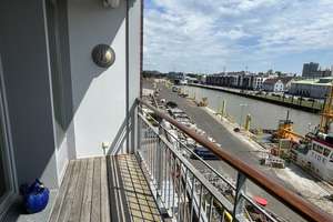 Bremerhaven-Mitte // Ihr neues Zuhause am Wasser, 3 Zimmer-Eigentumswohnung mit Wasserblick und zwei – Die vollständige Adresse der Immobilie erhältst du vom Anbieter., 27568 Mitte-Süd, Bremerhaven – Vorschaubild 10