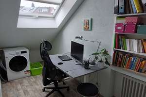 Helle 3,5-Zimmer-Dachgeschosswohnung mit Balkon und Alpenblick in Elchingen – Die vollständige Adresse der Immobilie erhältst du vom Anbieter., 89275 Elchingen – Vorschaubild 7