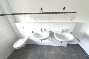 NEUBAU! Sonnige 3-Zimmer-Dachgeschoss-Wohnung mit Balkon in Kirchheim bei München! – Lavendelweg 8, 85551 Kirchheim bei München – Vorschaubild 19