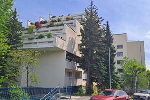 AUFGEPASST! Schöne Großwohung mit 5 Zimmer, Terrasse, Bad,  G-WC, Parkett,  Garage in Kelkheim