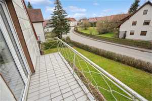 Raum für Ihre Ideen – Zweifamilienhaus in Bühl mit großem Potenzial und viel Platz! – Finkenweg 1, 89346 Günzburg (Kreis) – Vorschaubild 11