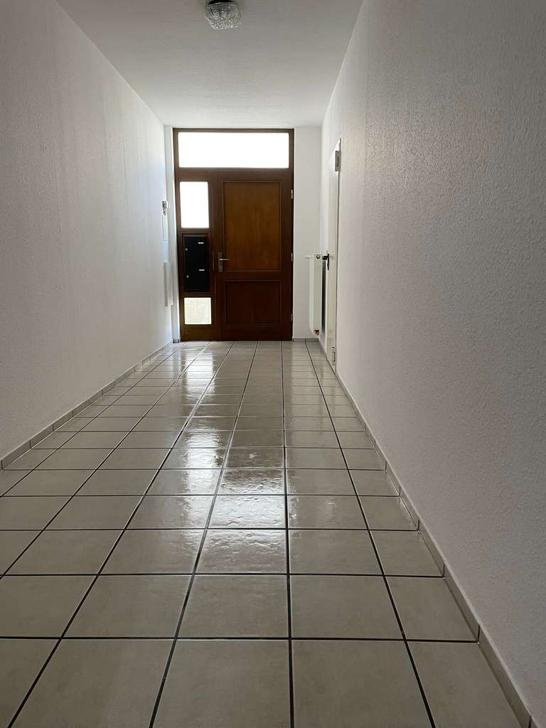 Immobilie in Miltenberg - Wohnen und Arbeiten unter einem Dach / Haus mit einer Werkstatt - Bild 1