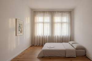 Altbauwohnung im Reichenberger Kiez mit Dielen, Wohnküche und Ost-West-Ausrichtung – Lausitzer Strasse 35, 10999 Kreuzberg, Berlin – Vorschaubild 9