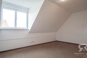Moderne Doppelhaushälfte mit großem Eckgrundstück und herrlicher Sicht auf die Felder Vilseck´s – Die vollständige Adresse der Immobilie erhältst du vom Anbieter., 92249 Vilseck – Vorschaubild 13