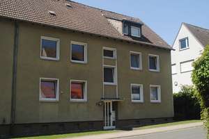 Ab Oktober zu besichtigen-3-Zimmer-Wohnung in der City im Angebot, mit Bodenbelägen