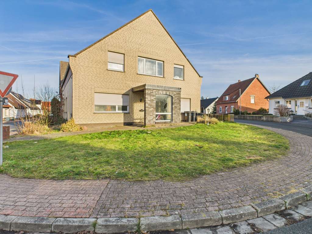 Immobilie in Stolzenau - Altes Haus voller Leben, mit Geschichte und Rendite - Bild 2