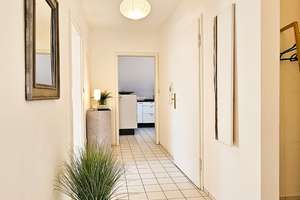 Sofort frei: Komplettes Dachgeschoss - Großzügige, ruhige 2-Zimmer-DG-Wohnung mit Galerie – Die vollständige Adresse der Immobilie erhältst du vom Anbieter., 81247 Obermenzing, München – Vorschaubild 9