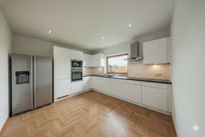 Architektenhaus in ruhiger Feldrandlage mit Einliegerwohnung – ideal für Familie oder Mehrgeneration – Die vollständige Adresse der Immobilie erhältst du vom Anbieter., 51399 Burscheid – Vorschaubild 16