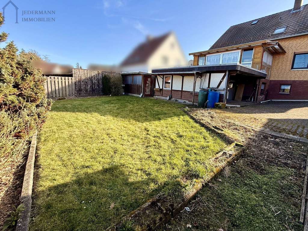 Immobilie in Bilshausen - Zweifamilienhaus mit Wintergarten, Sauna & Garten in Göttingen - Bilshausen! - Bild 2