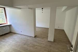 000 // 3-Zimmer-Wohnung in Siglitzhof – Rennesstraße 41, 91054 Sieglitzhof, Erlangen – Vorschaubild 2