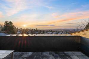 RESERVIERT: Exklusive Villa mit Schwimmbad, Sauna und atemberaubendem Blick – Die vollständige Adresse der Immobilie erhältst du vom Anbieter., 72766 Reutlingen-Mitte, Reutlingen – Vorschaubild 5