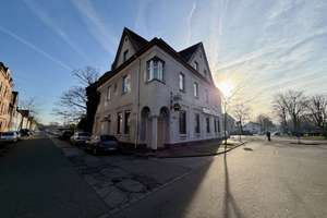 Mehrfamilienhaus mit Gewerbe, Lagerhalle und großem Grundstück – Entwicklungspotenzial – Die vollständige Adresse der Immobilie erhältst du vom Anbieter., 47169 Fahrn, Duisburg – Vorschaubild 2