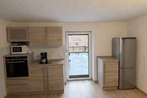 Zweifamilienhaus mit großem Potenzial für Handwerker und Gestalter – Die vollständige Adresse der Immobilie erhältst du vom Anbieter., 94107 Untergriesbach – Vorschaubild 5