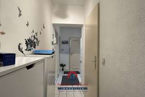 KREFELD: SCHÖNE 3-ZIMMERWOHNUNG - ZENTRAL GELEGEN - MIT EINBAUKÜCHE, BALKON & PARKETTBODEN – Weberstraße 39, 47798 Stadtmitte, Krefeld – Vorschaubild 4