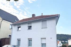 Attraktive Kapitalanlage in begehrter, zentrumsnaher Lage von Bad Dürkheim – Mehrfamilienhaus mit ge – Die vollständige Adresse der Immobilie erhältst du vom Anbieter., 67098 Bad Dürkheim – Vorschaubild 1