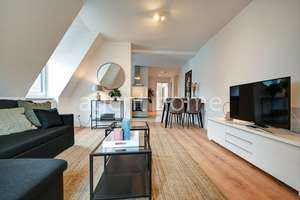MÖBLIERT-HELL UND MODERN - Stylisches Apartment mit Balkon – Die vollständige Adresse der Immobilie erhältst du vom Anbieter., 70193 Hölderlinplatz, Stuttgart – Vorschaubild 5