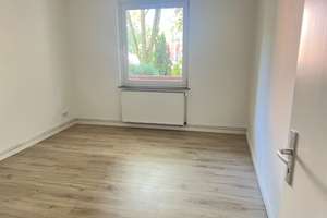 Modernisierte 2-Zimmerwohnung mit Balkon in unmittelbarer Nähe des Salzgittersees! – Nebelflucht 12, 38226 Lebenstedt, Salzgitter – Vorschaubild 2