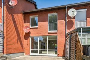 Ruhig gelegenes Reihenmittelhaus mit Südgarten – Die vollständige Adresse der Immobilie erhältst du vom Anbieter., 32825 Blomberg – Vorschaubild 2