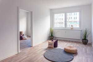 3-Raum-Wohnung mit guter Anbindung an den ÖPNV – Leipziger Str. 142b, 9114 Borna-Heinersdorf, Chemnitz – Vorschaubild 1