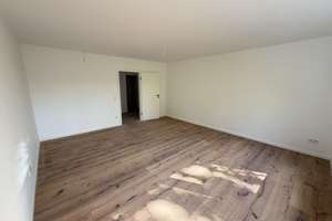 Attraktive & frisch renovierte 3-Zi.-Whg. mit Balkon in Erlangen Innenstadt (provisionsfrei) – 91052 Röthelheim, Erlangen – Vorschaubild 4