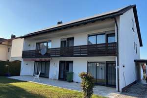 Großzügiges Zweifamilienhaus mit Garten, PV-Anlage und vielseitigen Nutzungsmöglichkeiten 