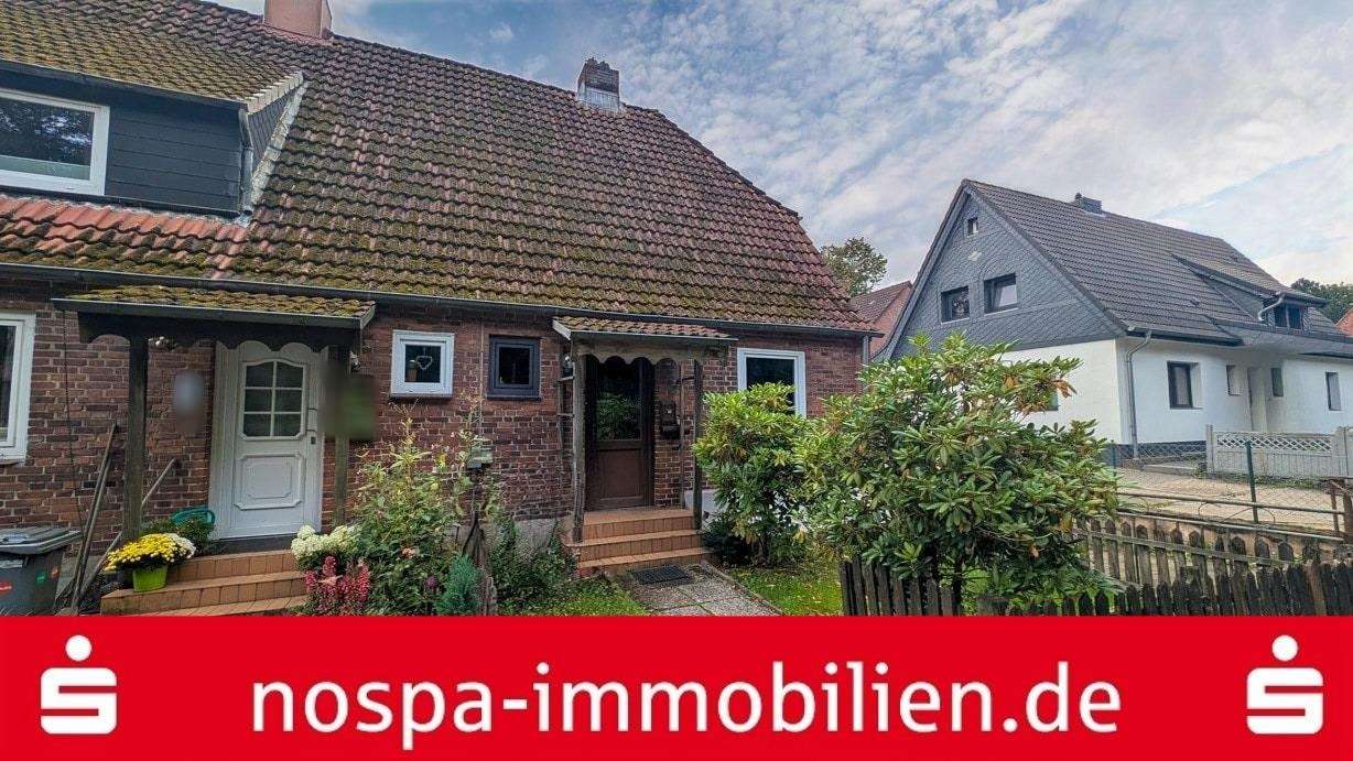 Kleines Reihenendhaus mit eigenem Grundstück und Stellplatz in zentraler Lage von Schleswig, Schleswig Flensburg Kreis – Bild 1