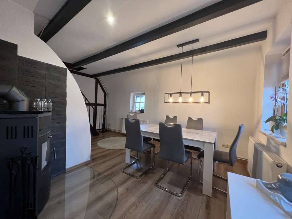 Immobilie in Schladen-Werla - Modernisiertes Reihenendhaus in Schladen - Provisionsfrei - Bild 2