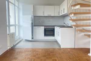 Lichtdurchflutete 3-Zimmer-Maisonette-Wohnung mit Charm 2 Balkone, 2 Bäder und EBK – Grabaustraße 20, 4179 Leipzig – Vorschaubild 8