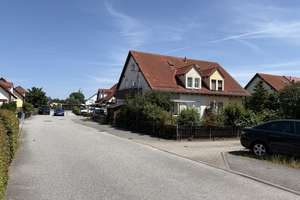 Gepflegte Doppelhaushälfte mit 4 Zimmern, Keller, Einbauküche und Sauna in Ottendorf-Okrilla – Die vollständige Adresse der Immobilie erhältst du vom Anbieter., 1458 Ottendorf-Okrilla – Vorschaubild 1