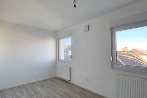 "RENOVIERT – HELL & MODERN – Attraktive 2-Zimmer-Wohnung im Herzen von Lampertheim“ – Die vollständige Adresse der Immobilie erhältst du vom Anbieter., 68623 Lampertheim – Vorschaubild 4