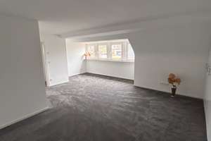 Geräumige 3-Zimmer-Dachgeschosswohnung mit Fussbodenheizung in Kettwig