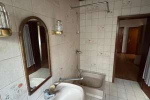 Haus in Ensdorf  mit guter Aufteilung und viel Potenzial  - keine Courtage  – Die vollständige Adresse der Immobilie erhältst du vom Anbieter., 66806 Ensdorf – Vorschaubild 4