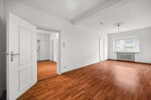 Gepflegte 4-Zimmer-Wohnung mit Sonnenloggia und Garage in bevorzugter Lage von Bonn - Poppelsdorf – Die vollständige Adresse der Immobilie erhältst du vom Anbieter., 53115 Poppelsdorf, Bonn – Vorschaubild 4