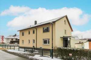 Charmantes Zweifamilienhaus in Engelsbrand – Viel Platz, Naturidylle und enormes Potenzial! – Enzkreis – Vorschaubild 1